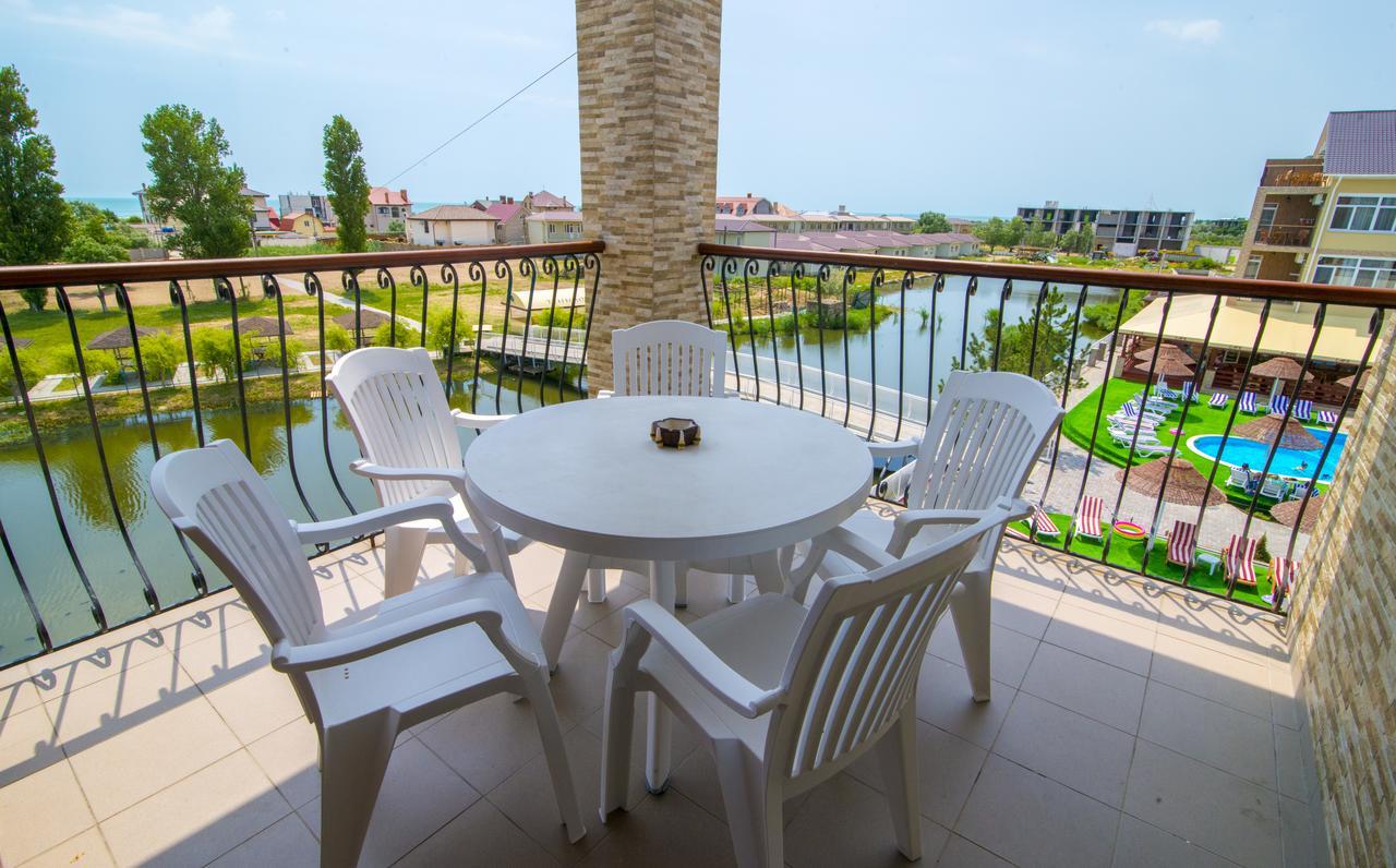 Kovcheg Hotel Zatoka Ngoại thất bức ảnh