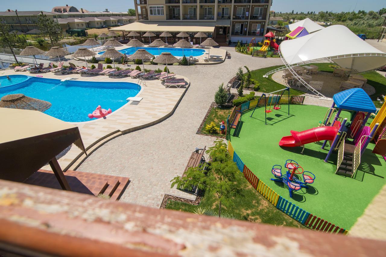 Kovcheg Hotel Zatoka Ngoại thất bức ảnh