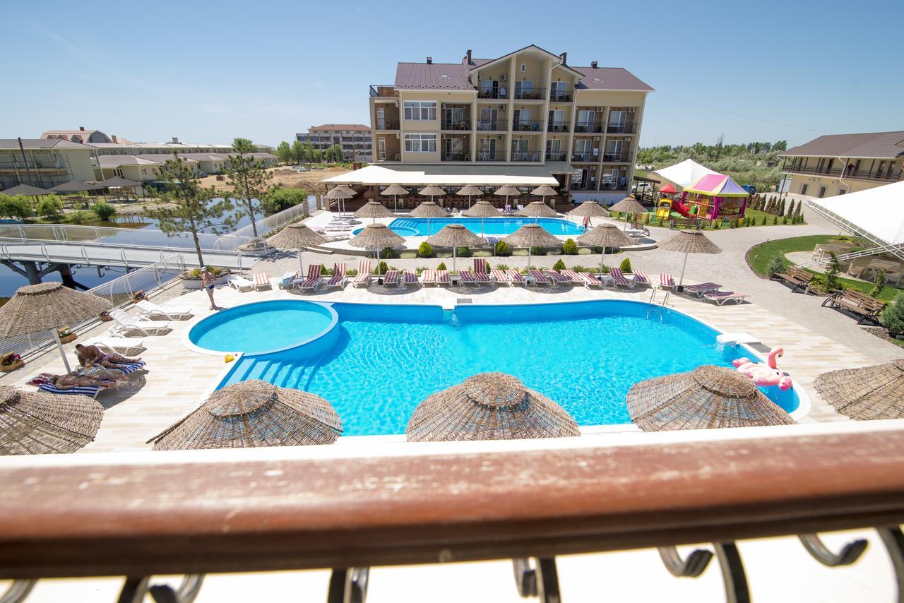 Kovcheg Hotel Zatoka Ngoại thất bức ảnh